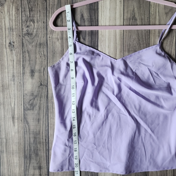 Lavender tank top, size small - Picture 6 of 6
